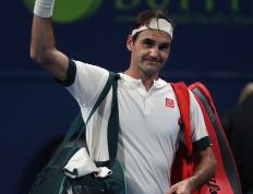 28圈-费德勒回归赛场，关键助攻首场状态亮眼，中国队观众沸腾！的简单介绍