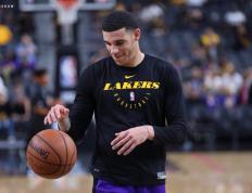 28圈娱乐-Rookie回归赛场，大胜首场状态亮眼，湖人观众沸腾！的简单介绍