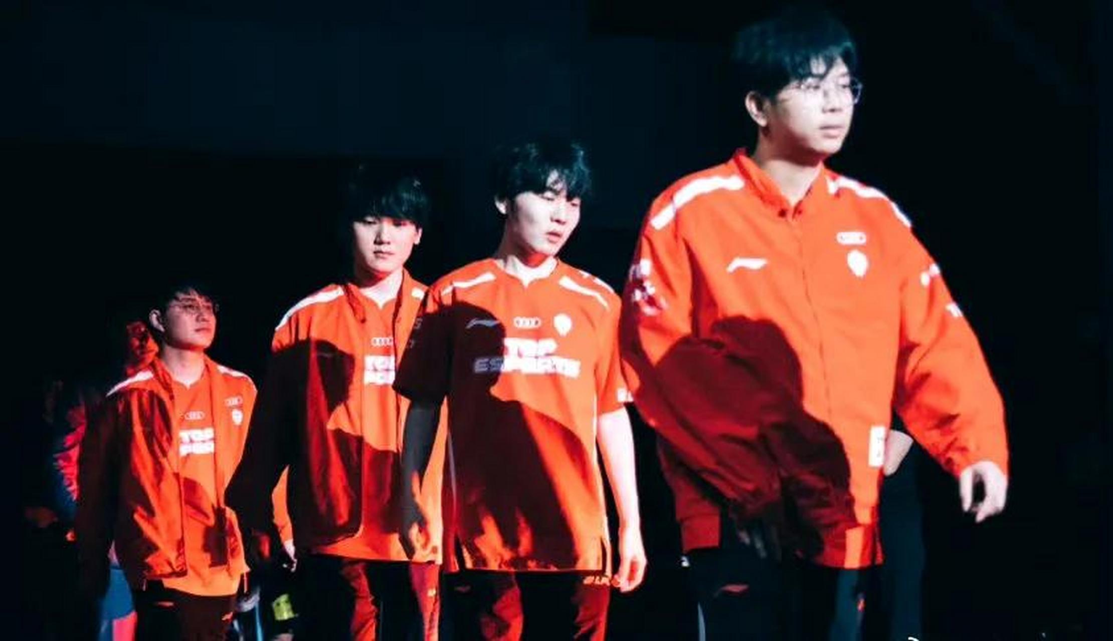 28圈-Karsa在TES比赛中晋级下一阶段,重要助攻引发热议!观众掌声雷动的简单介绍