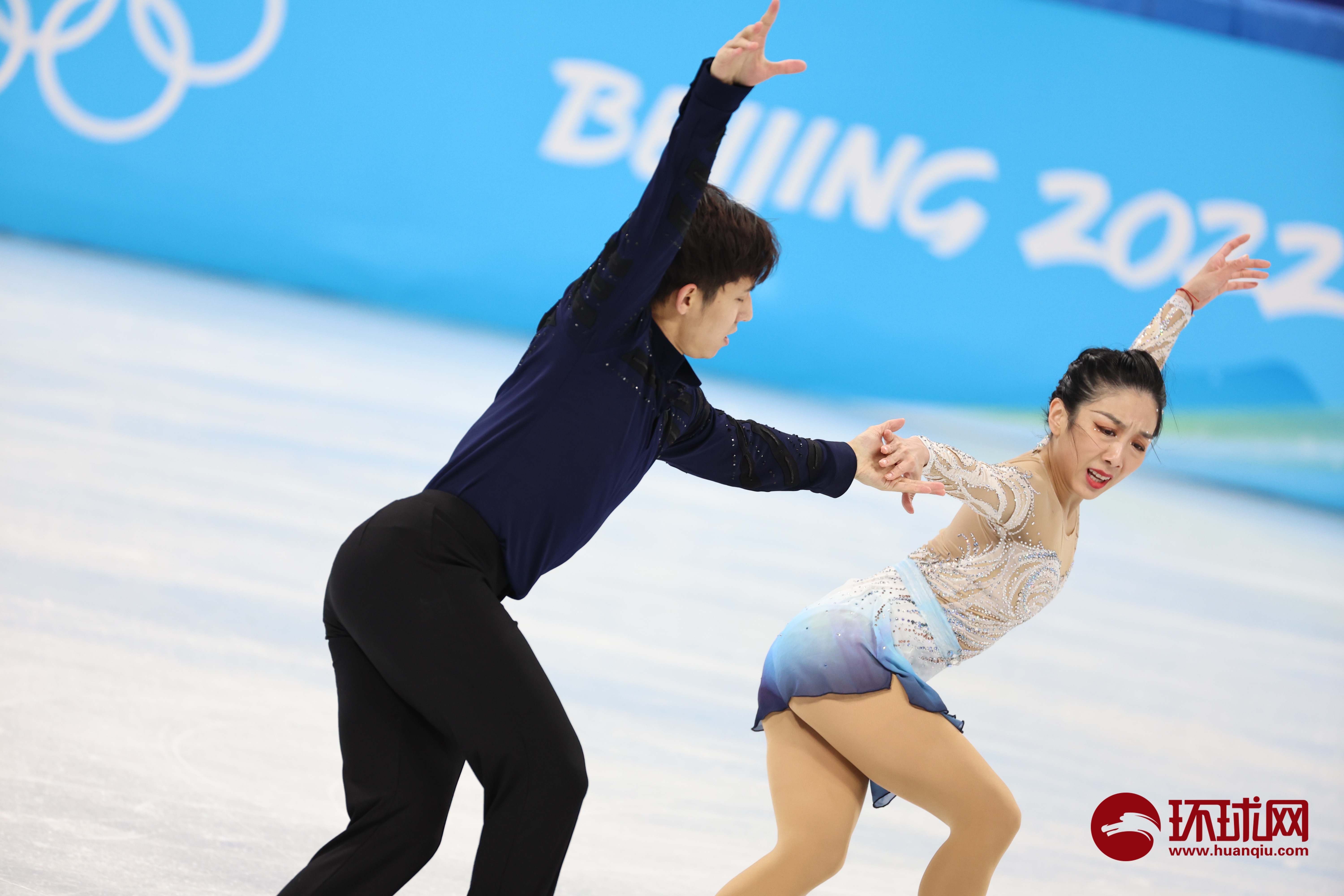 28圈-包含JackeyLove回归赛场,回归赛场首场状态亮眼,利物浦观众沸腾!的词条